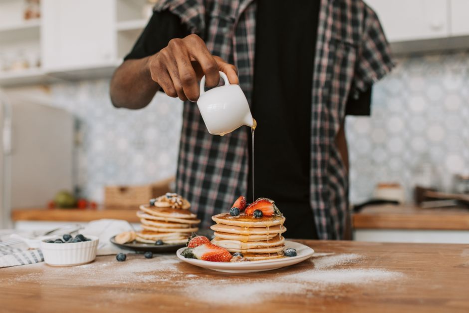 allulose sugar free syrup poured over low-carb pancakes